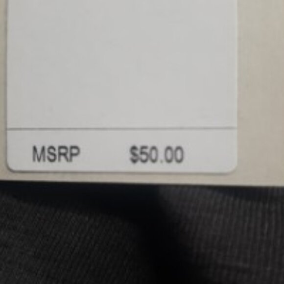 Van Heusen, Men's black, long sleeve " Never Tuck" Shirt. - Picture 8 of 9